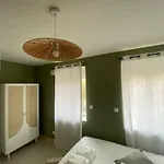 Casa vacanze Maison 200m2- 9 Avec Sdb - 16-18 Personnes - Séminaire-proche Centre-ville-gare Et Arena-terrasse Reims