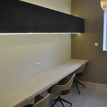 Maison 200m2- 9 Avec Sdb - 16-18 Personnes - Seminaire-proche Centre-ville-gare Et Arena-terrasse Дом отдыха Реймс