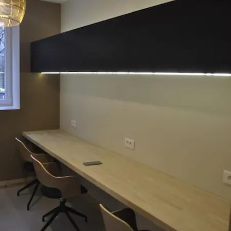 Maison 200m2- 9 Avec Sdb - 16-18 Personnes - Seminaire-proche Centre-ville-gare Et Arena-terrasse Дом отдыха Реймс